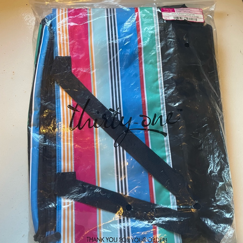 Sand ‘N Shore Thermal Tote in Patio Pop